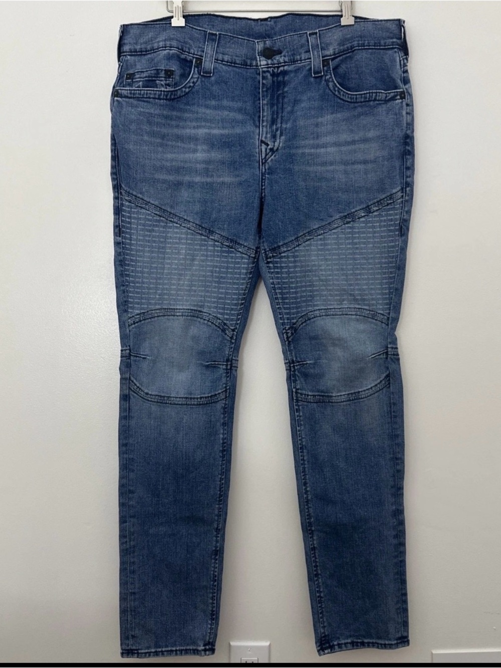 True Religion Men's Jeans 38X34 Rocco Relaxed Skinny Laser Runstch Stretch